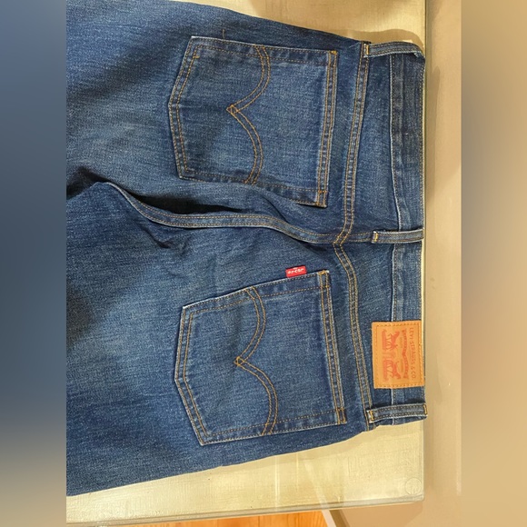 LEVIS - Picture 2 of 4